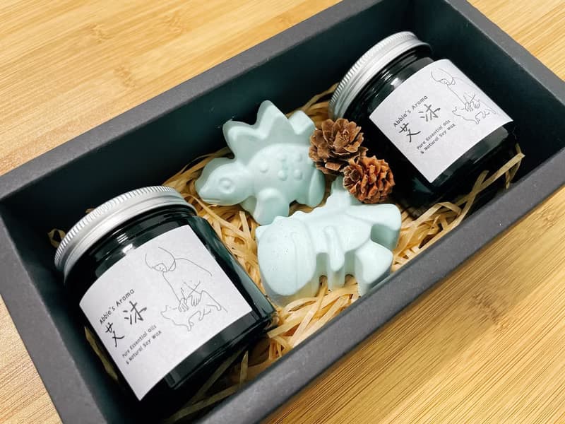 【艾沐 Abbie's Aroma】天然精油香氛大豆蠟燭2入禮盒-恐龍擴香石