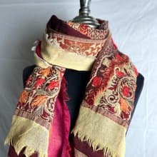 【母親節精選】喀什米爾 厚織水煮羊毛 手工刺繡圍巾 - 棗紅