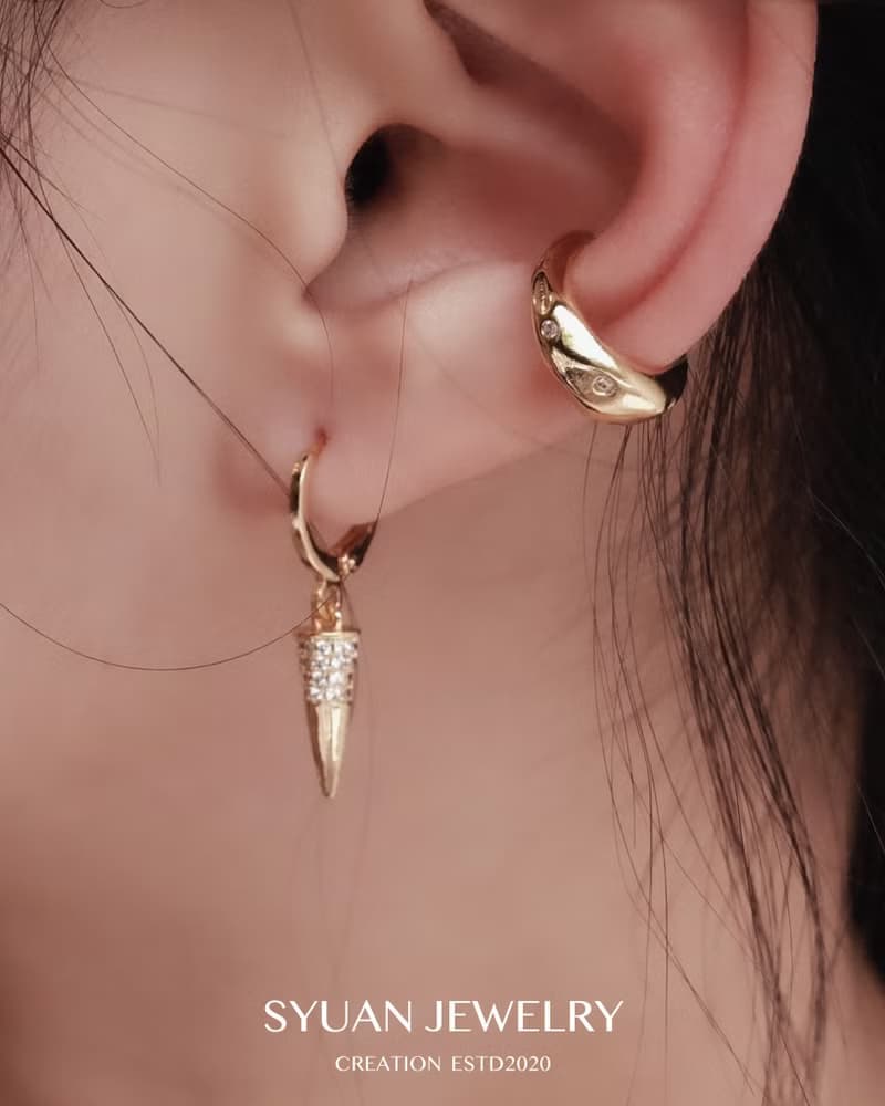 SYUAN JEWELRY | Be yourself — 鍍18K卯丁鋯石耳環