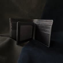 植鞣革多卡層短夾