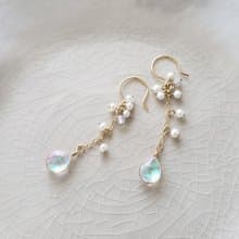 虹色の雫と淡水パールのピアスorイヤリング