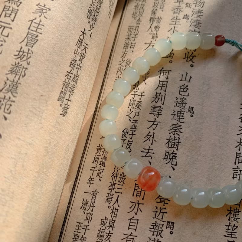 落瓷盤。天然晴水和田玉復古手鏈 飄花南紅翡翠葫蘆古典抽繩手串