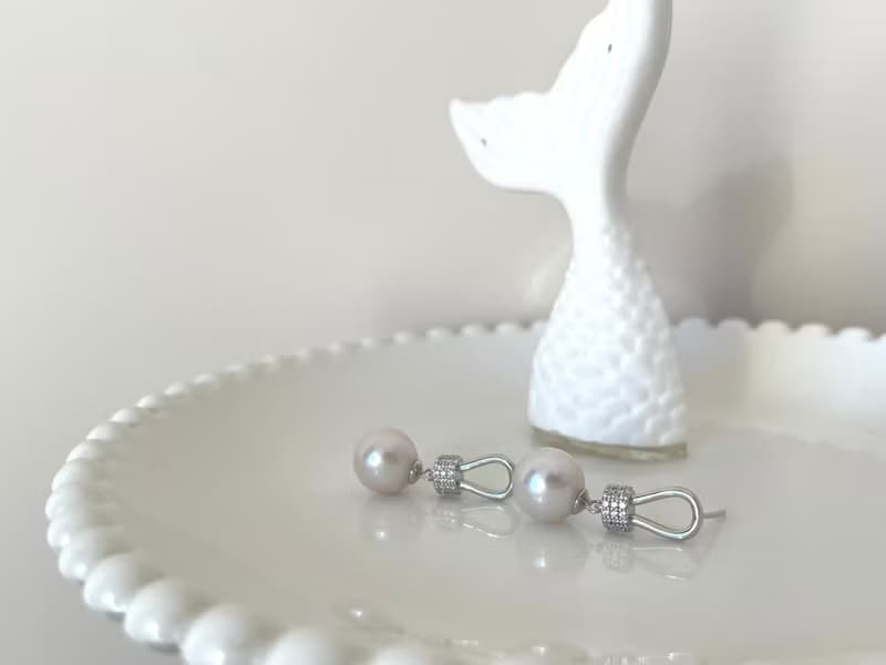 半蝴蝶結 天然淡水珍珠 純銀耳環