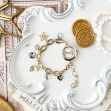 Aurora / クリスタルガラスと星と月のチャームのブレスレットウォッチ LI210