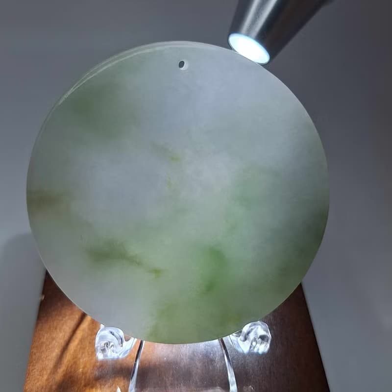 冰潤三彩千手觀音吊墜 | 天然緬甸玉A貨翡翠