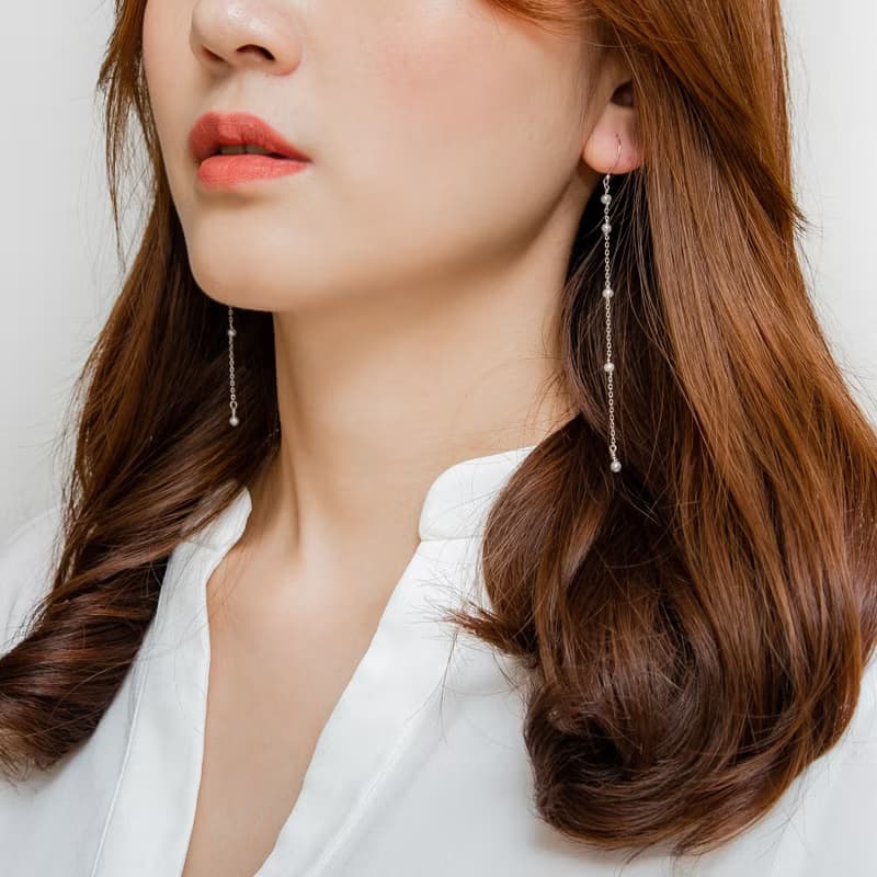 Tiny Pearl Silver Drop Earrings 小顆珍珠純銀垂墜長耳環