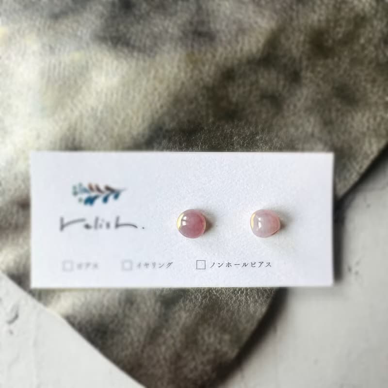 【再販】大人可愛い ピンク ディープローズクォーツ 金継ぎ 天然石 ピアス ノンホールピアス イヤリング ローズクォーツ 小さい 小ぶり シンプル ゴールド 金