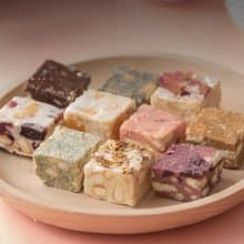 【情人節禮物】雪Q餅禮盒 中禮盒 / 辦公室零食 / 迷你磚 / 300克