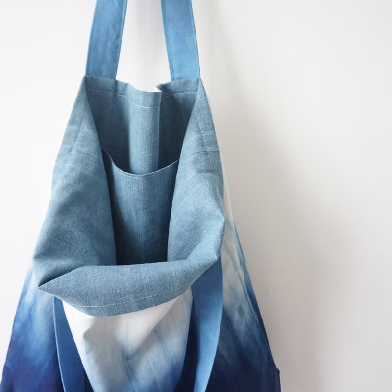 S.A x Spruce Forest 藍染杉樹林自然圖案托特包