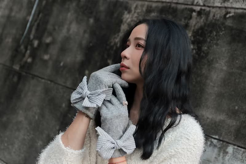 unni璀璨奪目羊毛手套(禦寒.保暖.觸屏)擋風 滑雪 絨毛 gloves 羊