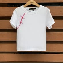 IRINA仿前襟印花T恤