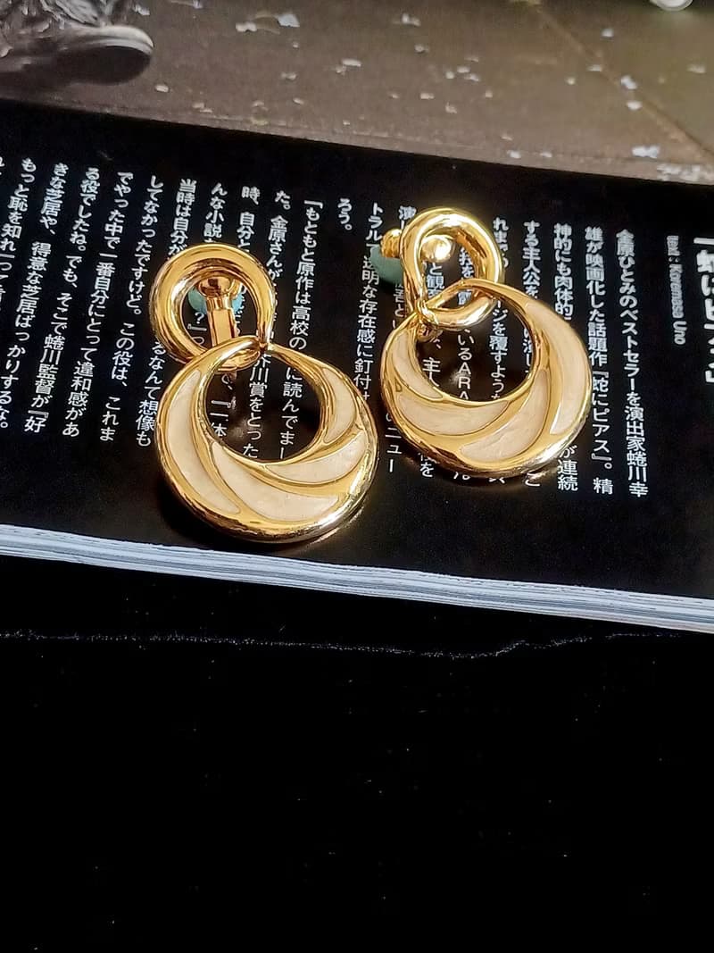 vintage jewelry  NAPIER 金色琺瑯吊環 夾式耳環