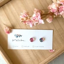 小ぶり キラキラ 金継ぎ ダイクロガラス ピンク ピアス ノンホールピアス イヤリング ガラス 小さい ゴールド 金 シンプル オフィス ギフト プレゼント