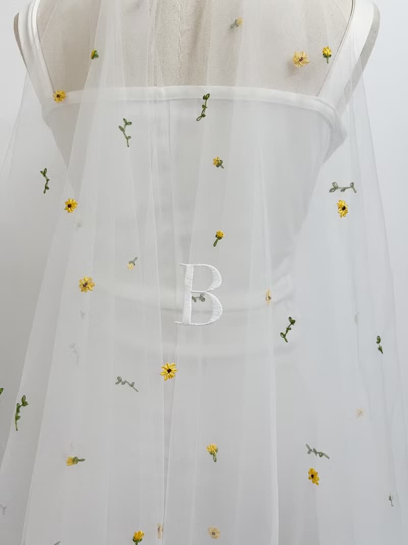 Little Sunflower  : Wedding bridal veil