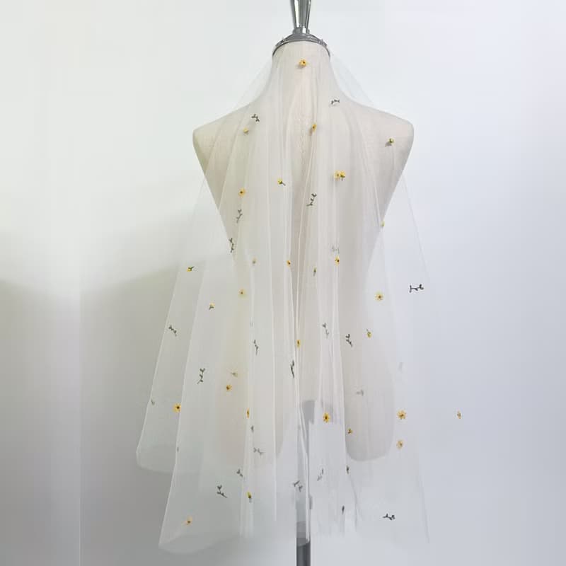 Little Sunflower  : Wedding bridal veil