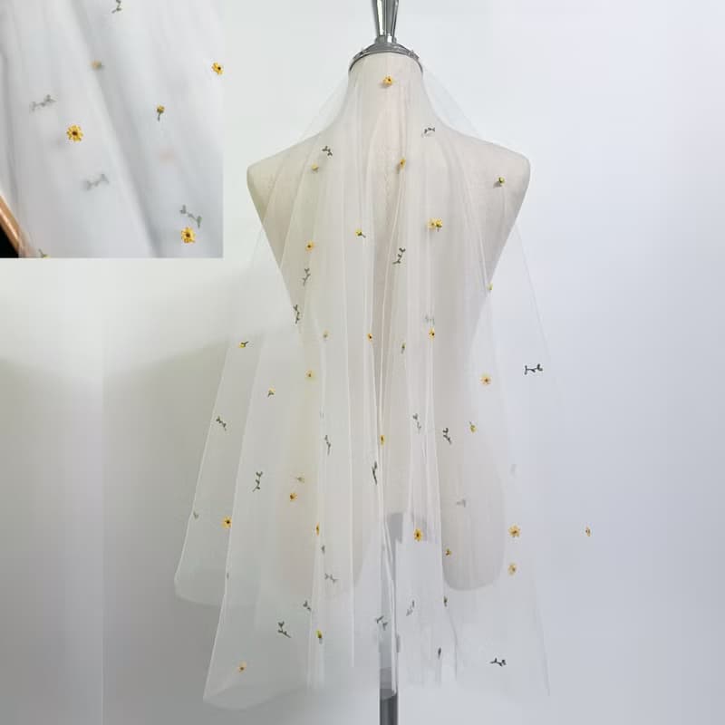 Little Sunflower  : Wedding bridal veil
