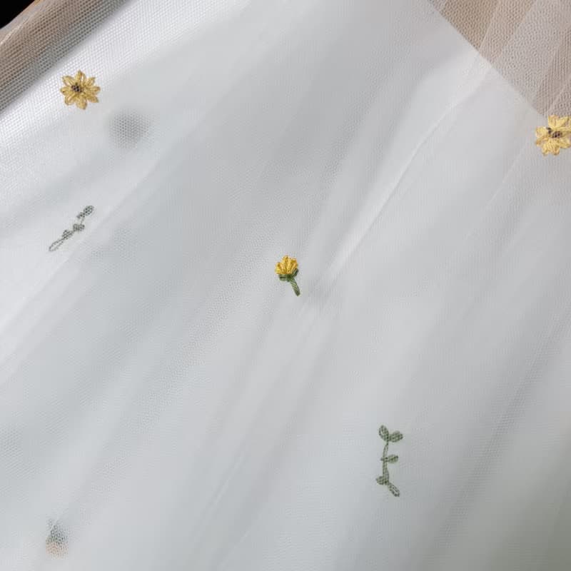 Little Sunflower  : Wedding bridal veil