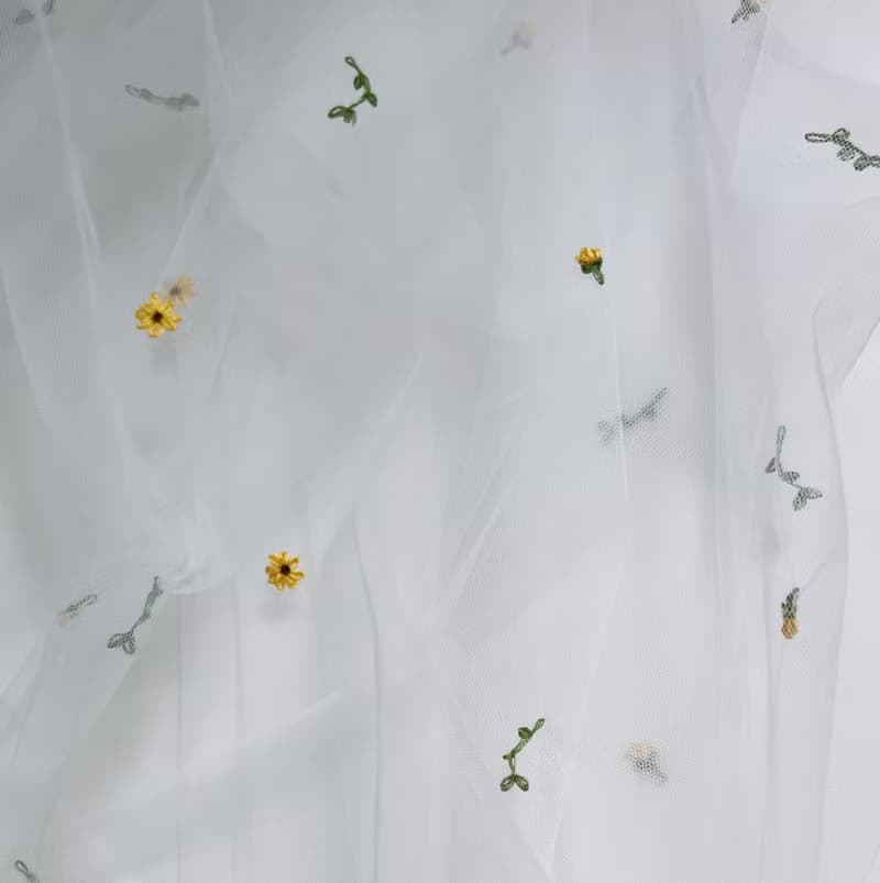 Little Sunflower  : Wedding bridal veil