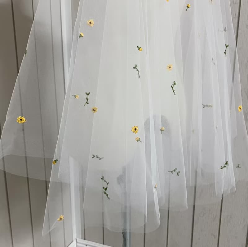 Little Sunflower  : Wedding bridal veil
