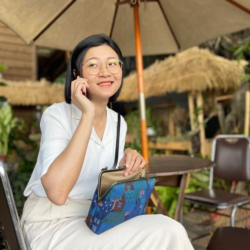 童話小屋 口金包/仕女包/斜背包 - 深藍 小紅帽