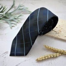 漸層菱格藍領帶-讓我成為你邁入成熟男人的第一條領帶吧