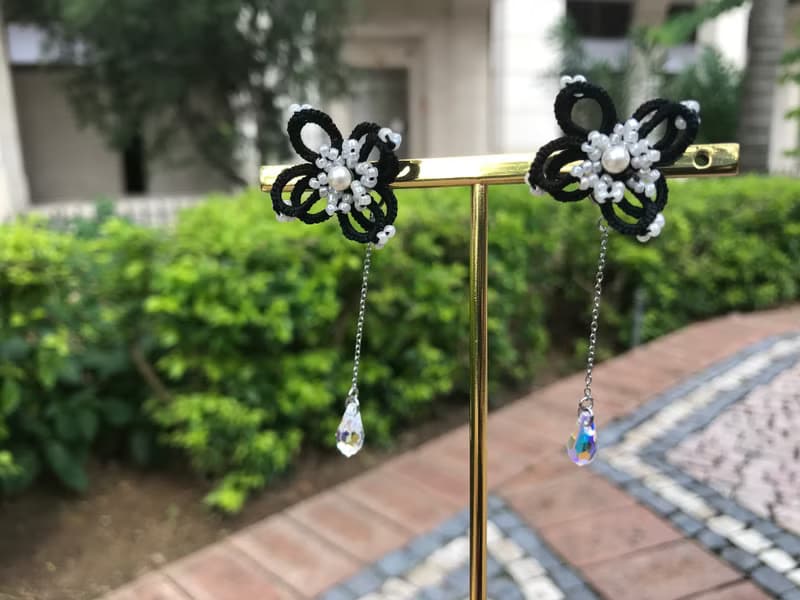 手織立體花耳環 禮物 多種戴法 Swarovski 防敏 黑色