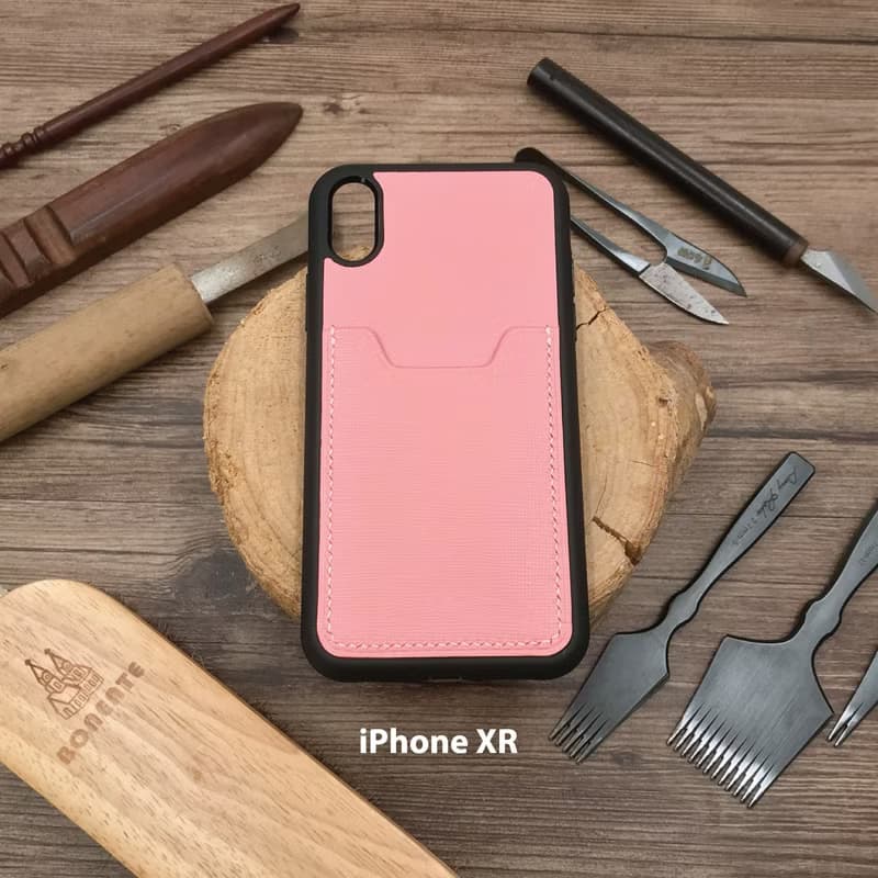 【iPhone咭位手機殼】粉紅色十字紋牛皮/防摔全包覆/悠遊卡套