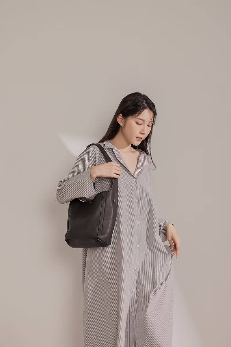supportingrolestudio真皮極簡多分層四方盒型手提 黑