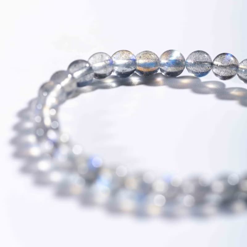 【售完即止】微瑕疵福利品 | 拉長石6mm手鍊 | 天然水晶手鍊