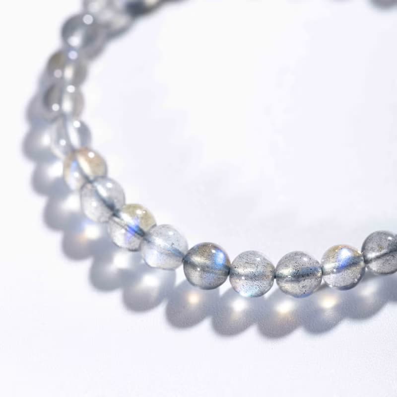 【售完即止】微瑕疵福利品 | 拉長石6mm手鍊 | 天然水晶手鍊