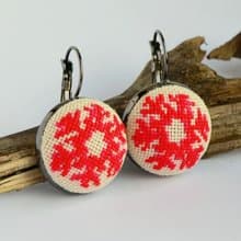 紅色雪花刺繡耳環十字繡首飾手工製作的送給女朋友的聖誕禮物