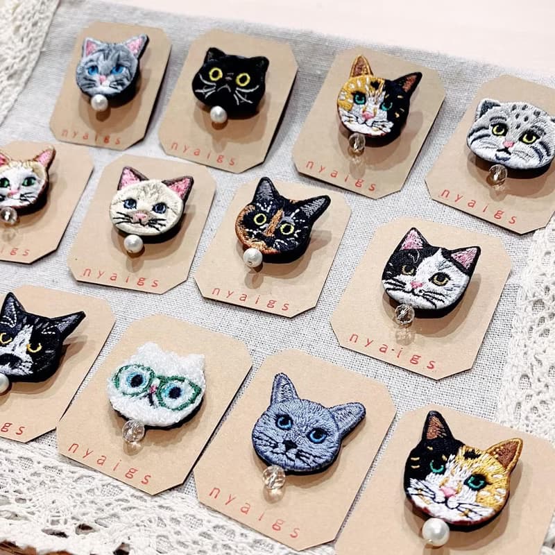 猫刺繍ブローチ　CAT Embroidery Brooch