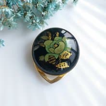 【西洋古董飾品】黑底 小巧 綠玫瑰 圍巾夾 絲巾扣 絲巾夾