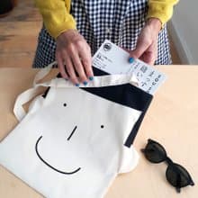 Fun tote bag with smiling face made of 100% cotton fabric