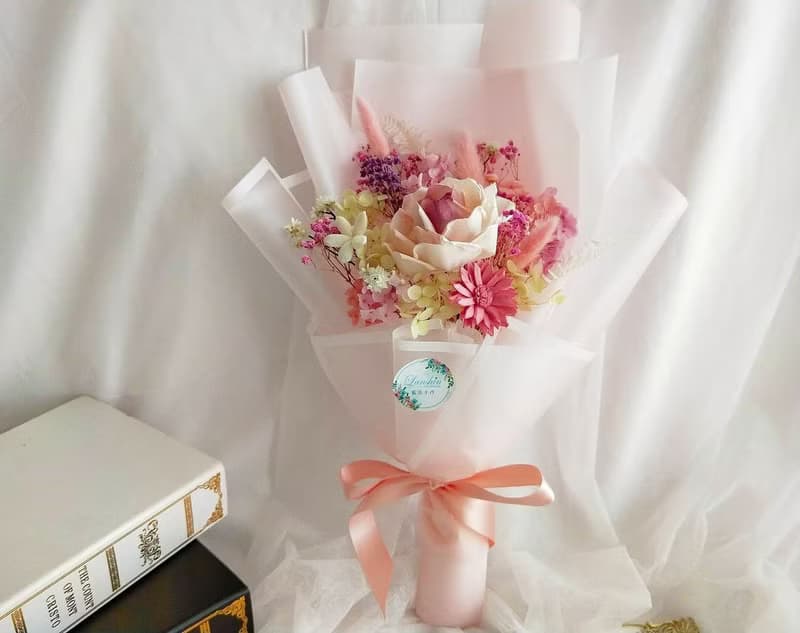 【藍芯手作】蜜桃蘇打花束・畢業花束・生日禮物・情人節・開幕禮