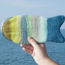 羊毛氈手機袋/iphone手機套/android手機套/動物手機包-彩虹魚兒