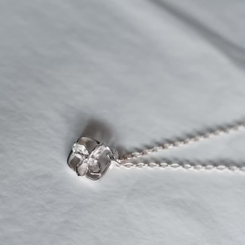 真實花朵【花語窗櫺】999純銀/項鍊吊墜/銀黏土手作