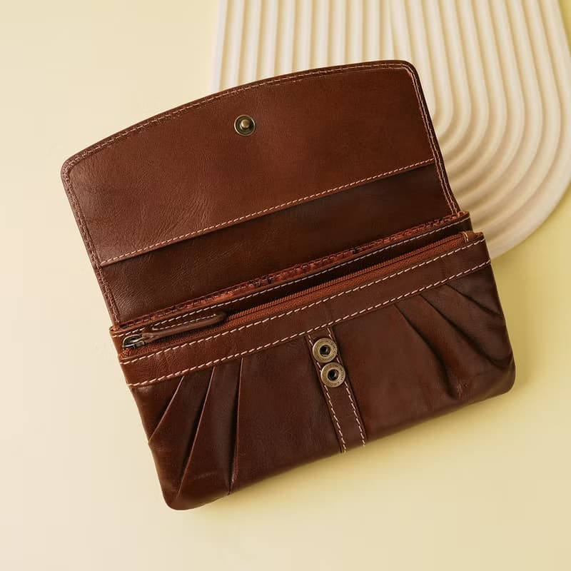 【24hr快速出貨】淺皺上掀式打褶真皮大容量長夾-075182 兩色