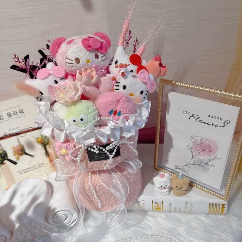 敲可愛草莓熊玩偶永生花花束 情人節花束 生日 告白 週年紀念畢業