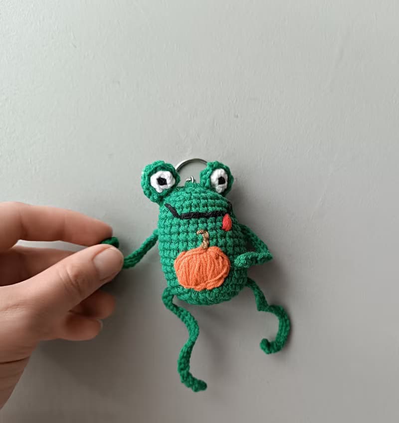 綠色鉤針鑰匙圈青蛙南瓜刺繡萬聖節禮物