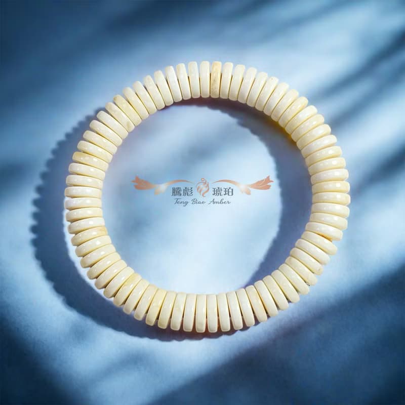 騰彪琥珀 天然琥珀蜜蠟 白蜜蠟 珠光流采 收藏單圈 精工盤形 手鍊