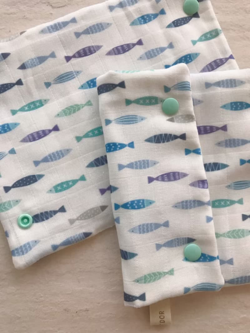 魚魚派對     手工八層紗寶寶背帶背巾用口水巾