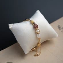 【嫣雪】天然石 手鐲 手鍊 | 紅膠花 白蝶貝 珍珠