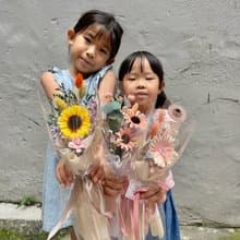 【畢業季】小款畢業花束/謝師花束/贈精緻小卡+花禮提袋