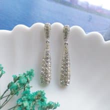 Vintage Jewelry 西洋古董飾品 銀色調 長水滴 優雅 針式耳環
