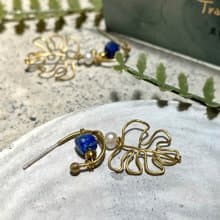 老林雜貨 | 龜背芋系列: 青金石珍珠耳環 (針式 / 夾式)