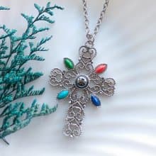 【西洋古董飾品 】AVON 1972年 細緻簍空 十字架 項鍊