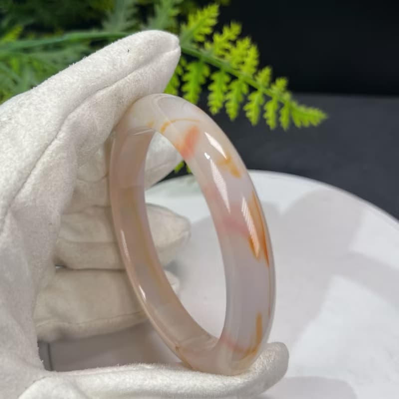 高品質 塘心瑪瑙手镯 58+MM 冰潤淺糖飄橘玉髓手環 解壓平衡能量