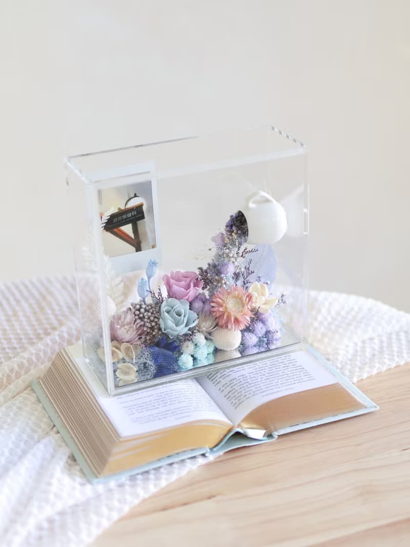 愛的灌溉-No.藍紫印象 x 不凋玫瑰乾燥花透明花框