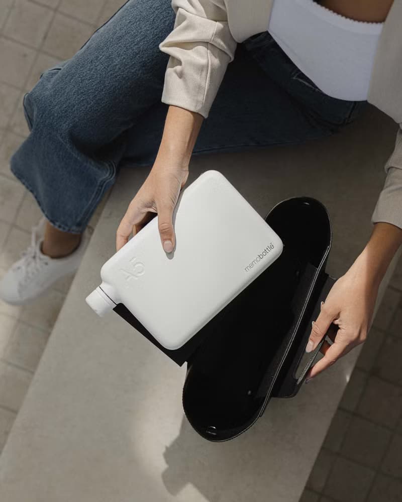 memobottle A5 1080ml 不鏽鋼筆記本薄型水壺 (白色)